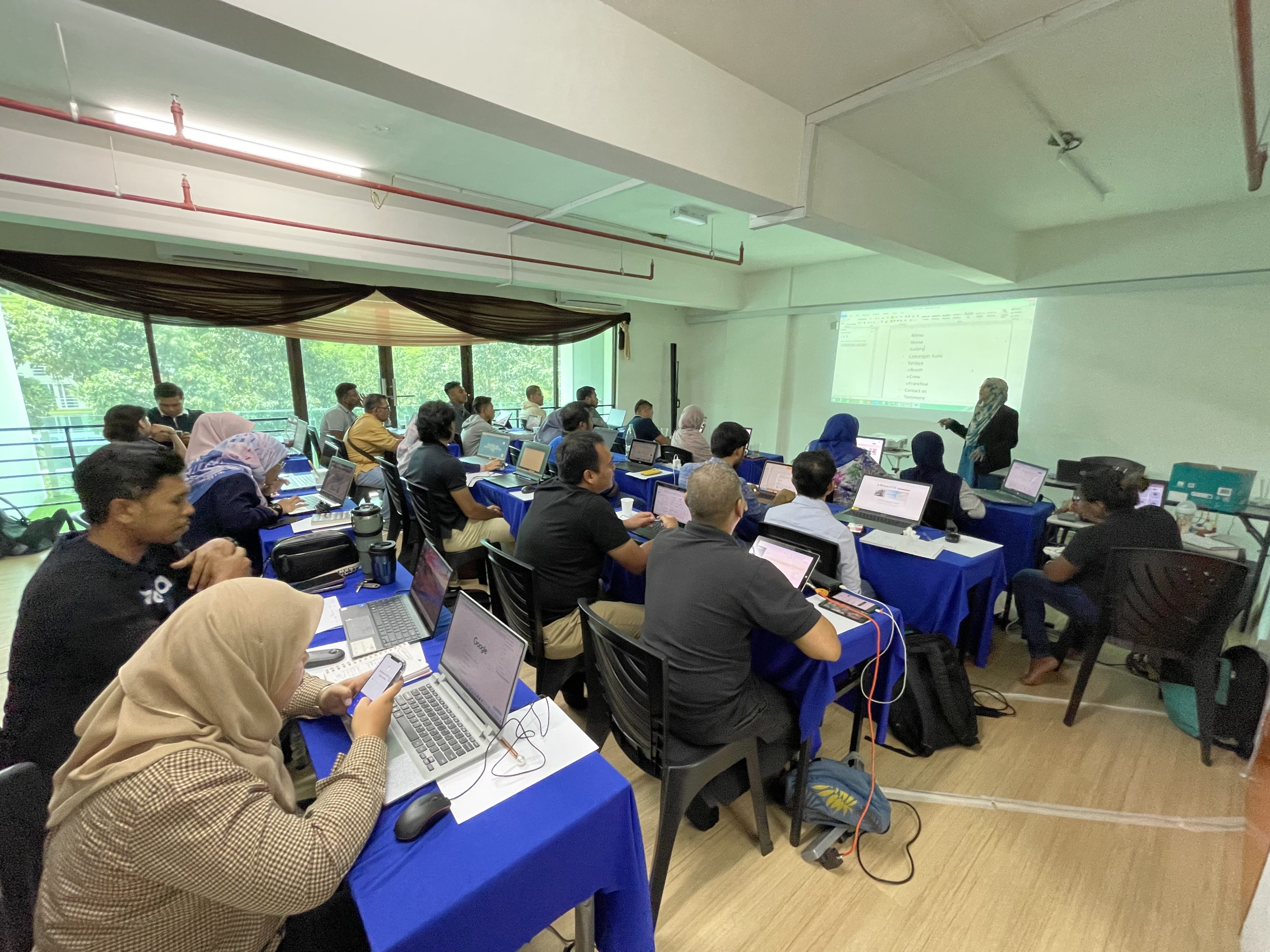 1A212F29-E987-4A95-8719-B6A635BBAE6F